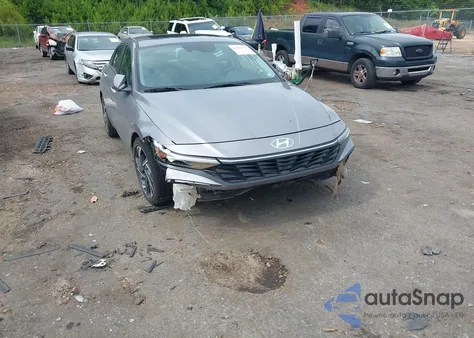 2025 Hyundai Elantra Limited z USA, uszkodzony, nr VIN KMHLP4DG6SU994099